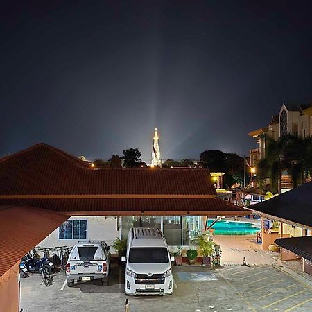 Baan Sabaijai Resort That Phanom Eksteriør bilde