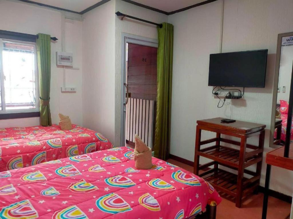 Baan Sabaijai Resort That Phanom Eksteriør bilde