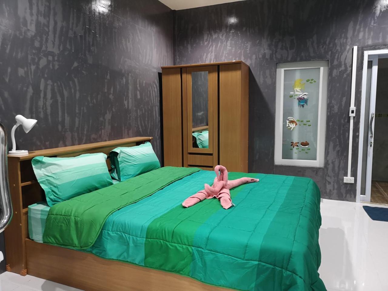 Baan Sabaijai Resort That Phanom Eksteriør bilde